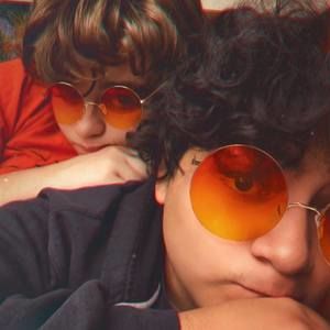 Meet your Posher, Alvaro